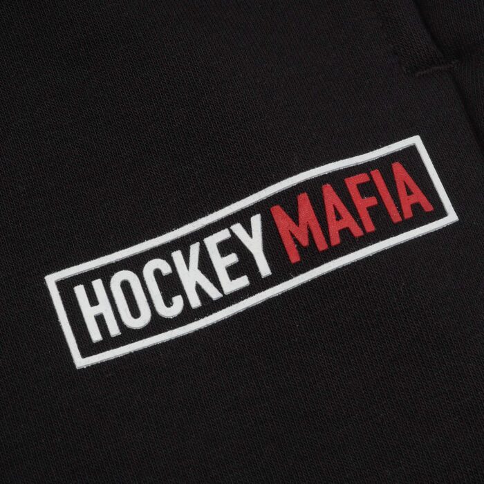 Шапка мужская черная "hockey mafia"